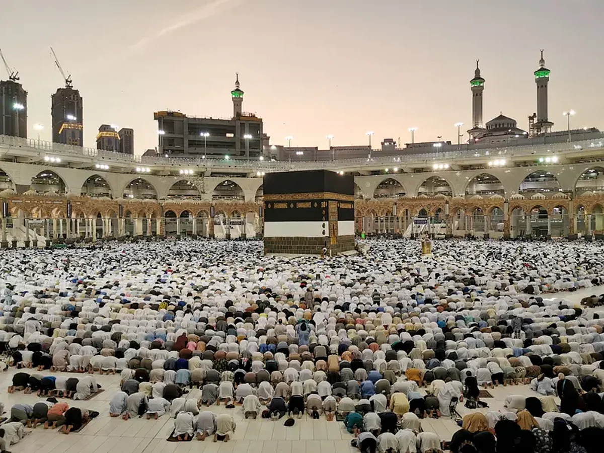 Saudi Arabia, home to Islam’s holiest sites in Mecca and Medina, has enabled foreign travelers to perform Hajj this year. Only a few thousand Saudi citizens and residents attended the annual pilgrimage in the last two years as COVID-19 wreaked havoc across the global economy and curtailed travel.