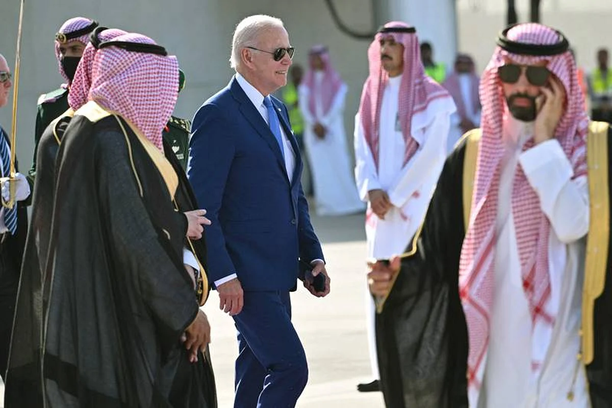 Saudis granted 10-year US visit visas on sidelines of Biden's tour
