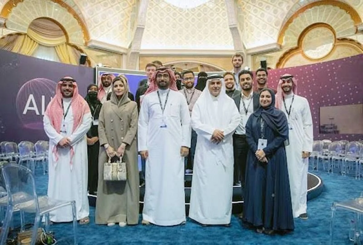 19 international students take part in AI Summit via knowledge exchange initiative