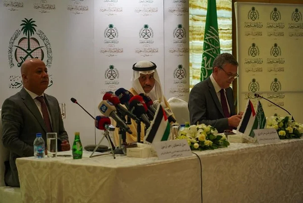 Saudi Arabia donates $27 million to UNRWA to support Palestinian refugees