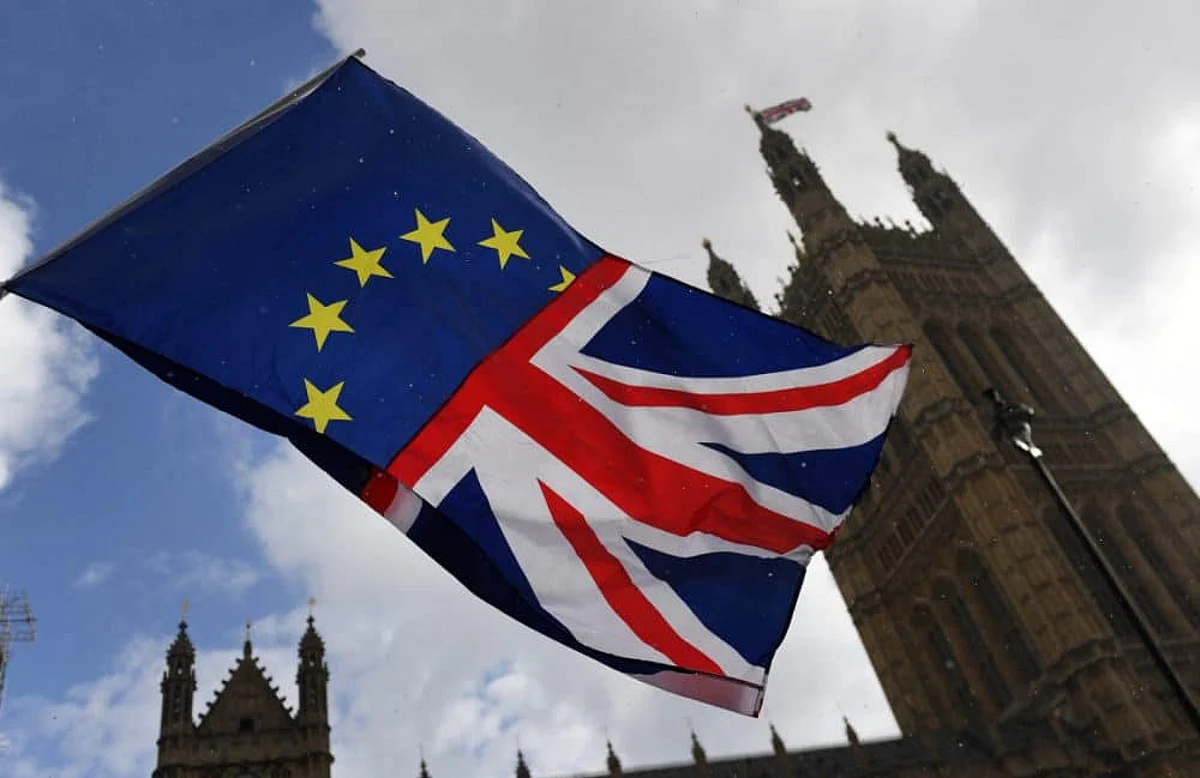 Britain wants Brexit deal approved before July