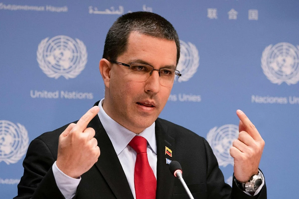 US sanctions Venezuela's foreign minister, Venezuelan judge