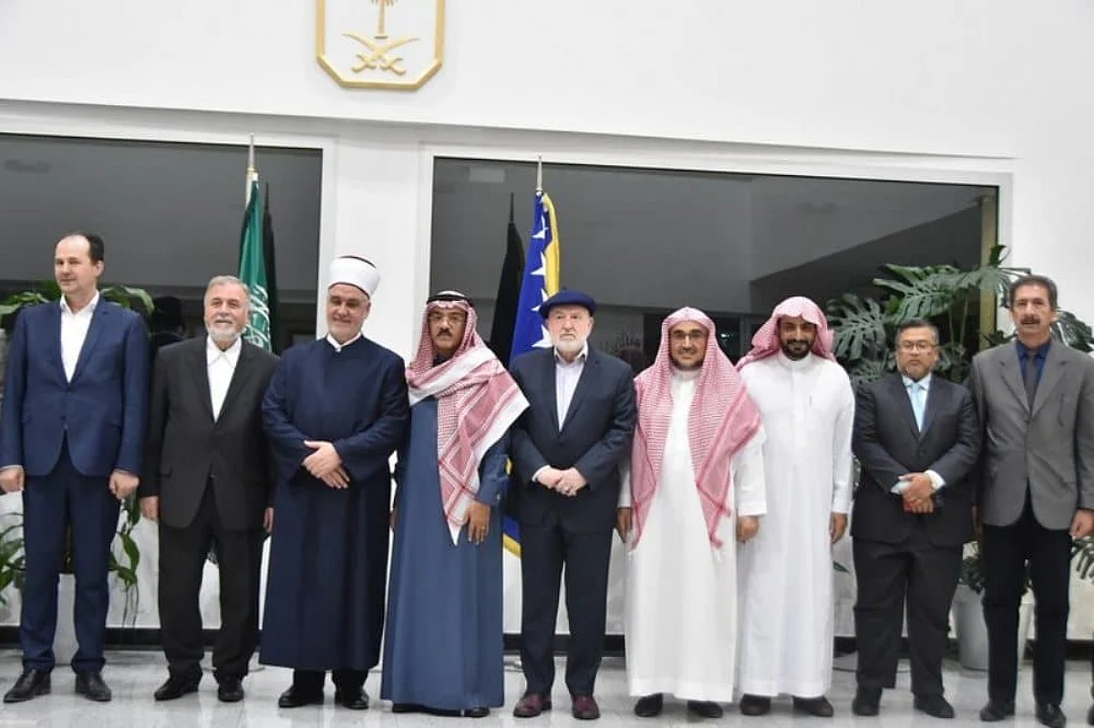 Saudi Arabia's Islamic Affairs holds Ramadan Iftar in Balkan's biggest center