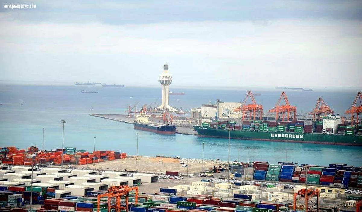 Jeddah Islamic Port Receives World’s First, Largest Container Ship Powered by Liquefied Natural Gas