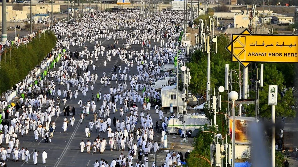Huge number of Pilgrims Arrive in Saudi Arabia through all Inlets