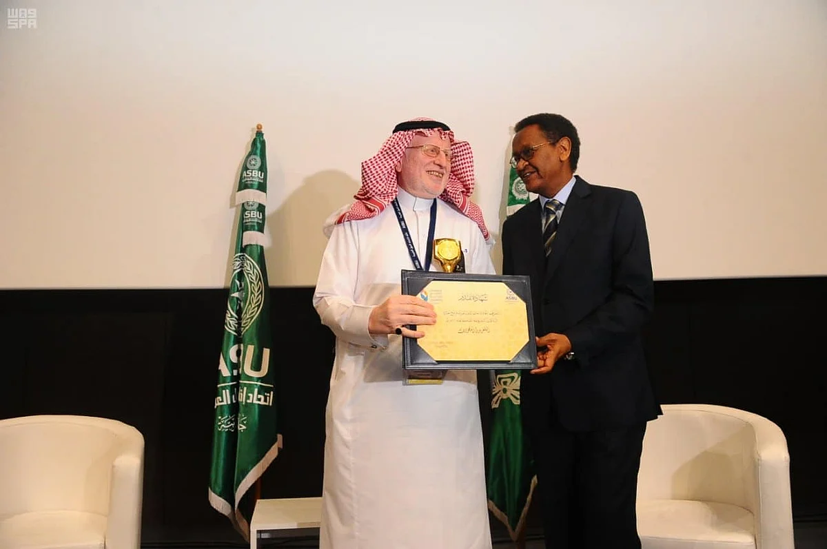 Saudi Arabia claims 5 awards at 20th Arab Radio and TV Festival in Tunisia.jpg
