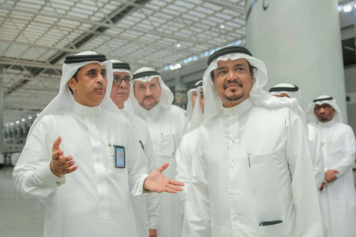Saudi Arabia’s Minister of Hajj and Umrah welcomes First Batch of Pilgrims Arrived in the Kingdom