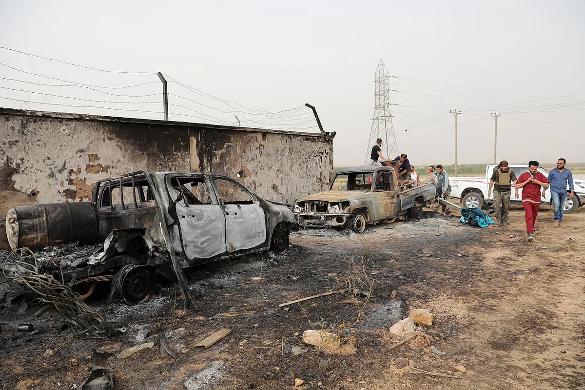 U.N. council pushes Libya truce, tells other countries to stay out