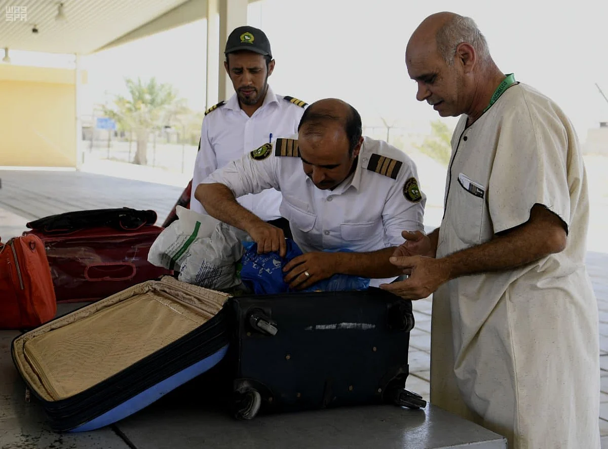More than 30,000 Saudi Arabian employees provide health services for pilgrims