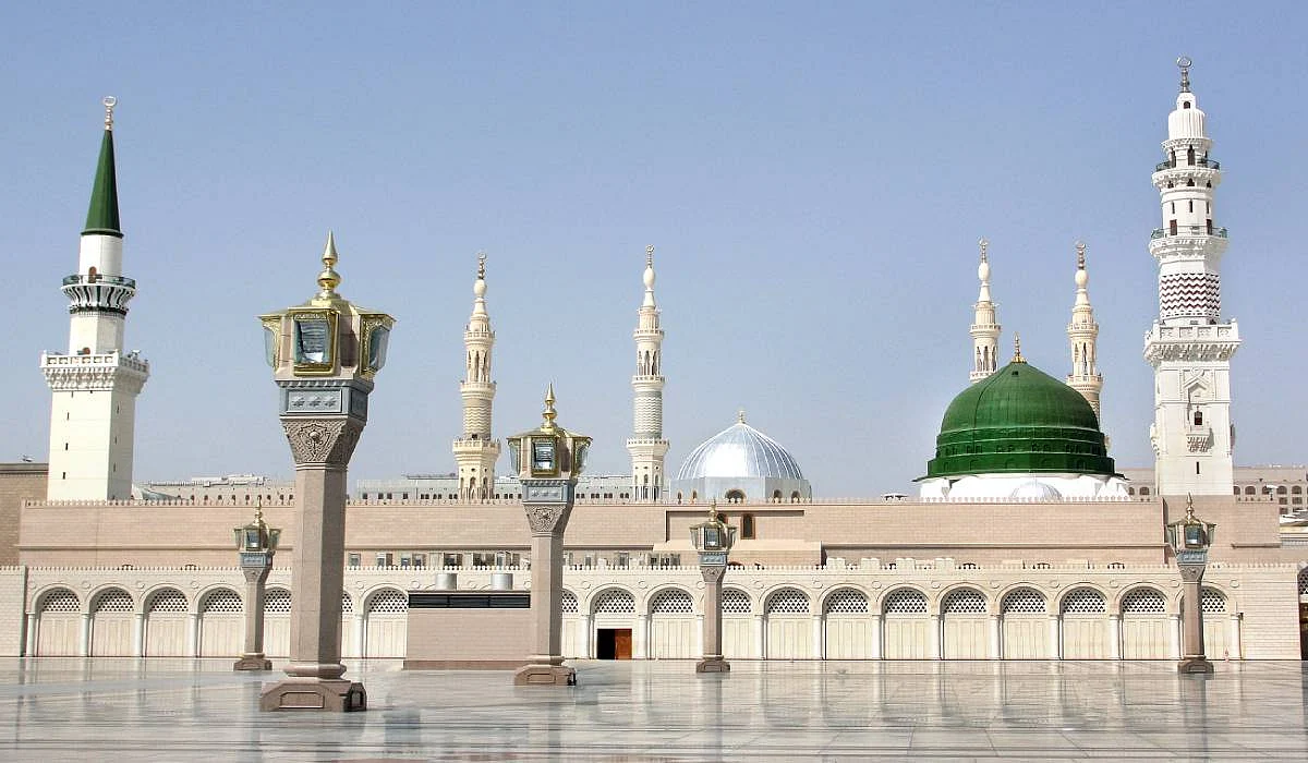 Saudi Arabia offers Special Services for people with disabilities in the Prophet's Holy Mosque