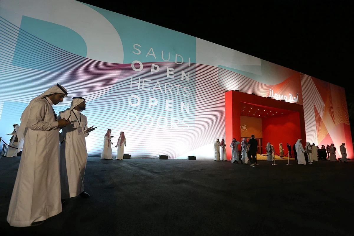 Saudi Tourism Conference under the slogan “Saudi Opens Hearts, Open Doors