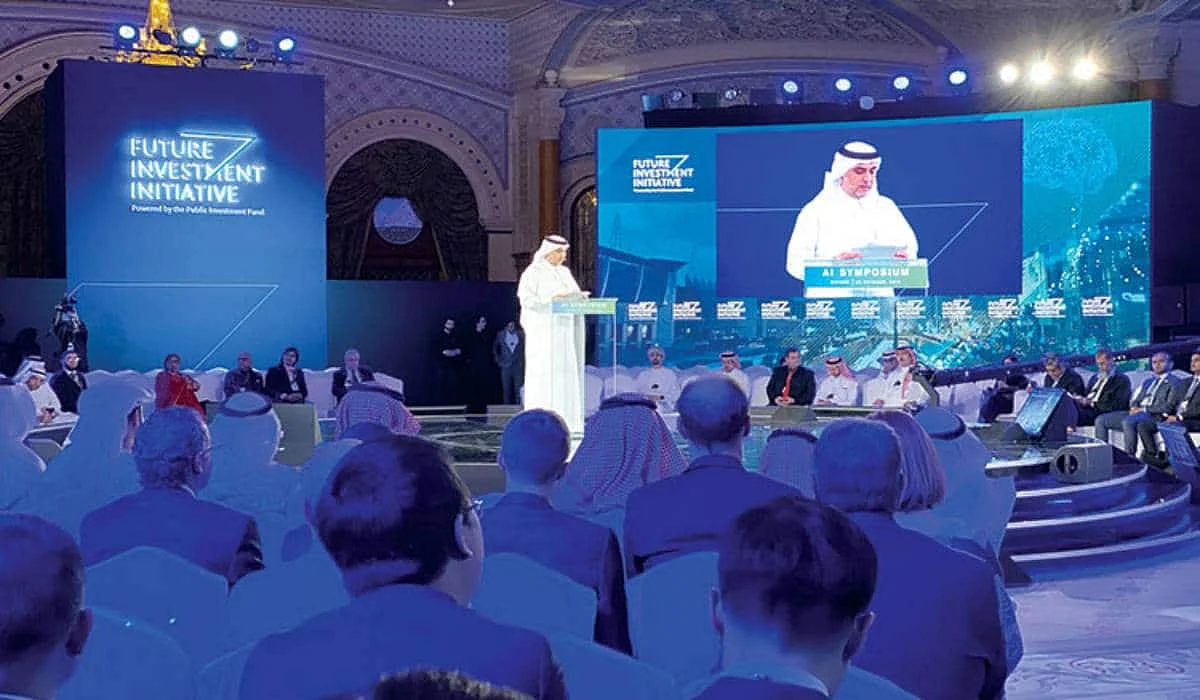 Abdullah-Bin-Sharaf-Alghamdi-announces-the-launch-of-Global-AI-Summit-at-the-FII2019