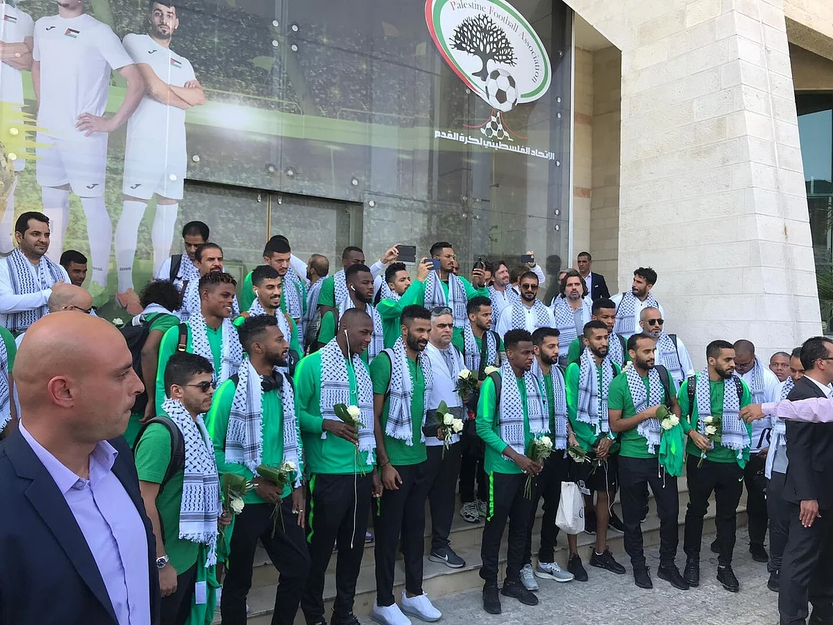 Saudi Arabia’s national team receives warm welcome by Palestinian President