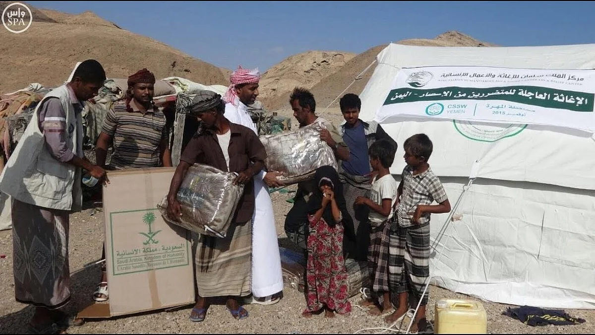 Saudi Arabia distributes shelter and food aid in Ma'rib Governorate, Yemen