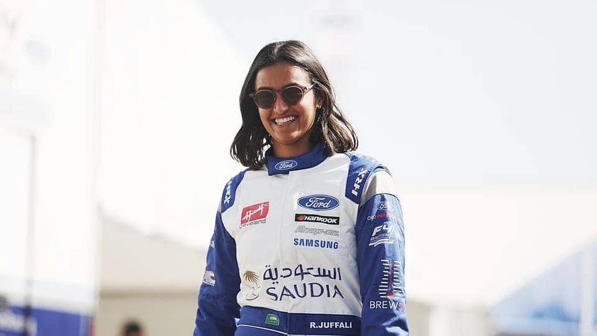 Juffali makes history as first female Saudi racer