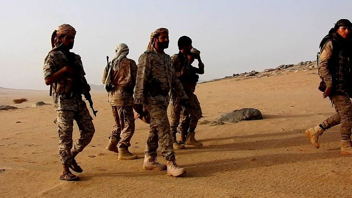 Houthi Militia Causes Explosion of Fishing Boat and Death of Three Fishermen, three injured