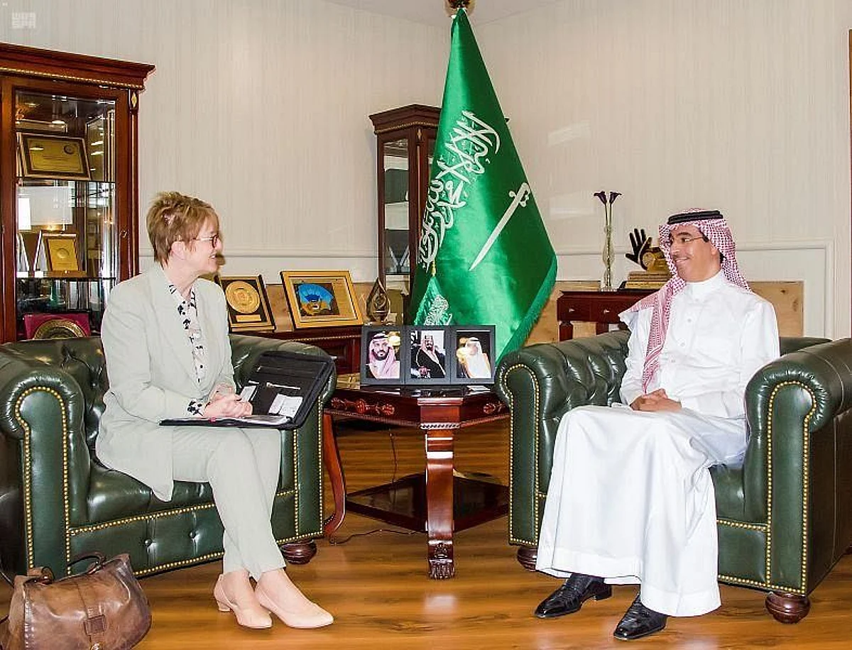 Al-Awwad meets with UK Government Migration and Modern Slavery Envoy