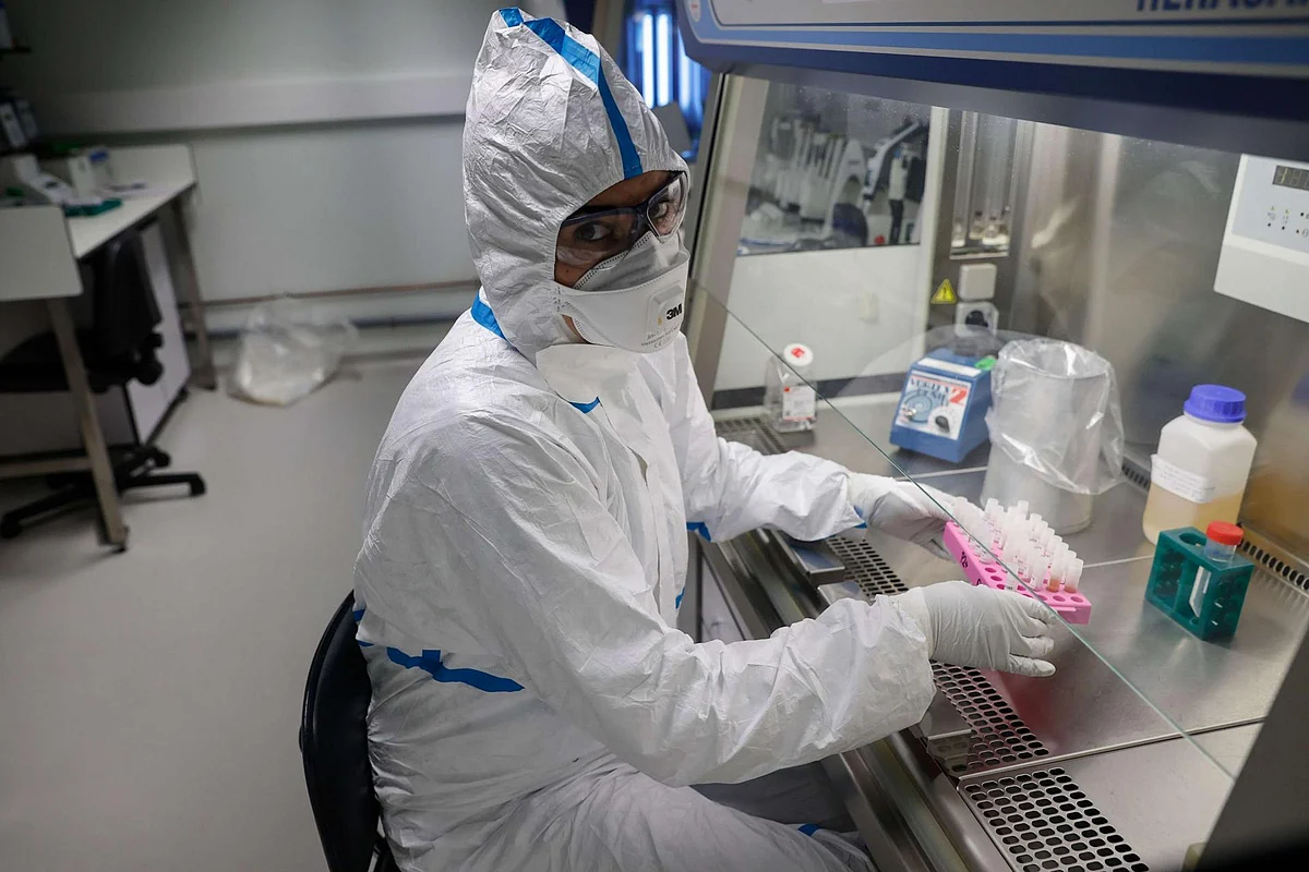 UAE announces 14 new coronavirus cases