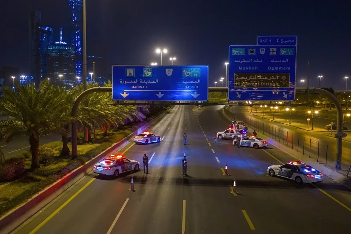 Interior Ministry Updates Forms of Movement Permit during Curfew