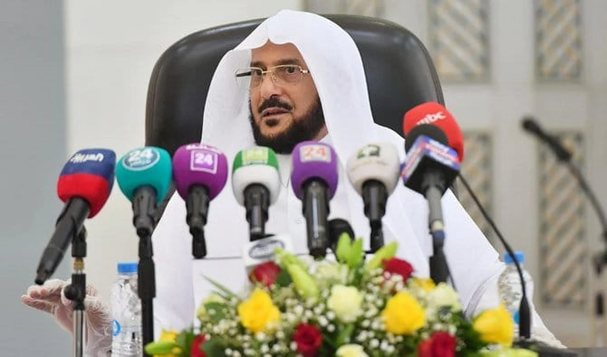 The Saudi minister of Islamic affairs, Sheikh Abdullatif Al-Asheikh
