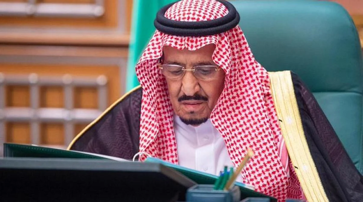 The Custodian of the Two Holy Mosques chairs the virtual cabinet session. SPA