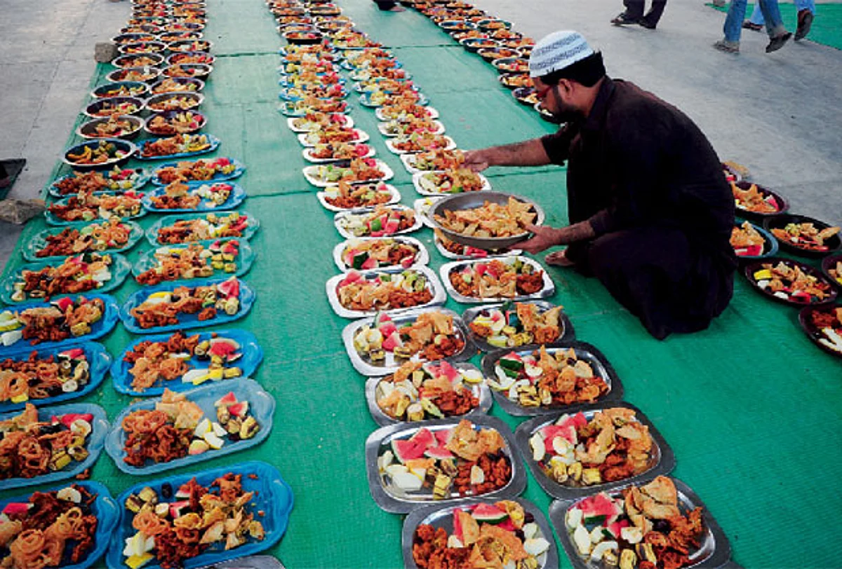 Saudi Arabia launches iftar projects worldwide