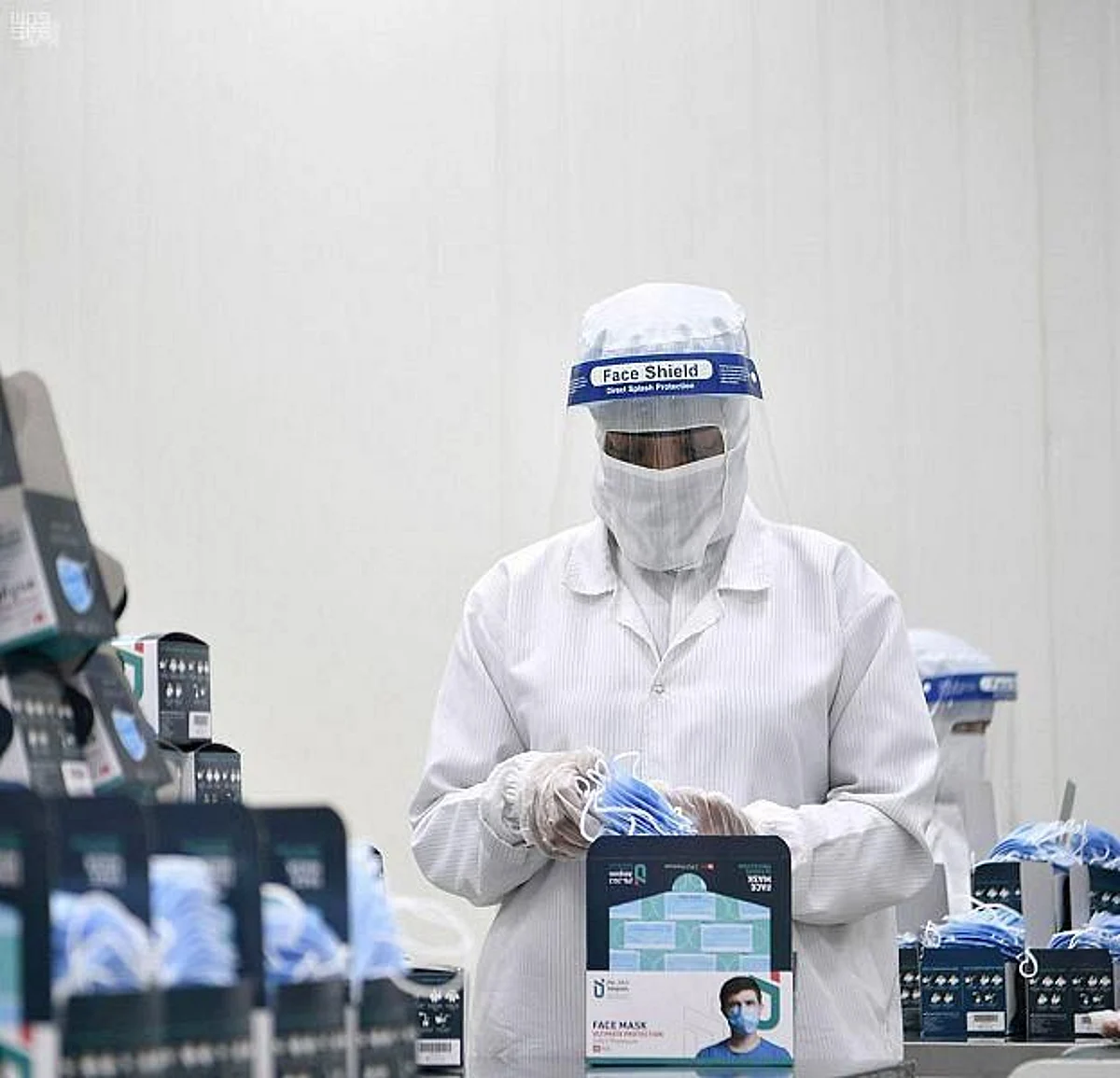 Saudi Arabia to produce 10 million masks daily