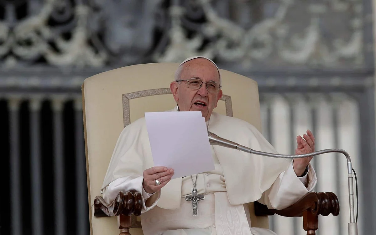 Pope Francis Offers Prayers for Beirut Victims