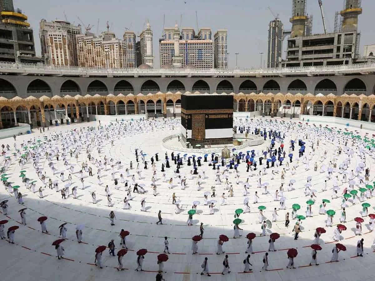 Adopting Technical Solutions, Saudi Hajj Ministry to Gradually Resume Umrah