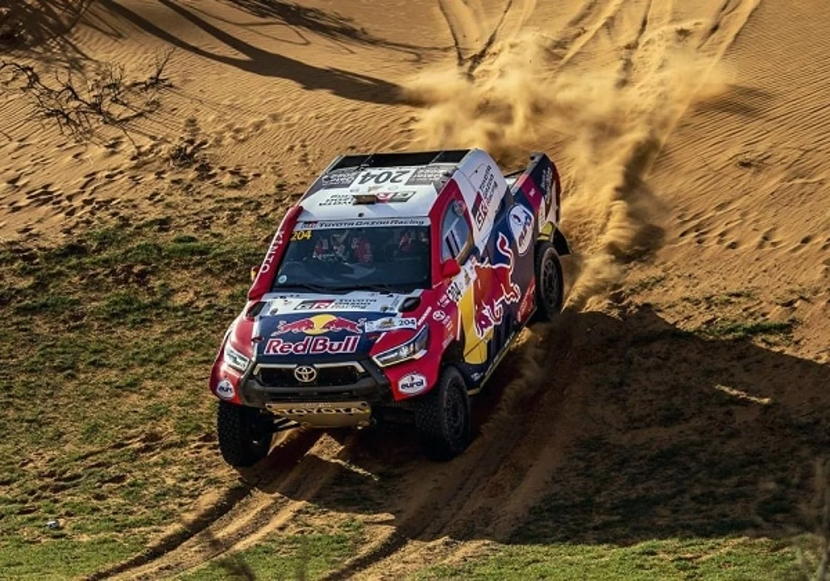 Sainz exacts revenge on Al-Attiyah with fastest time on opening stage of Hail Baja 2