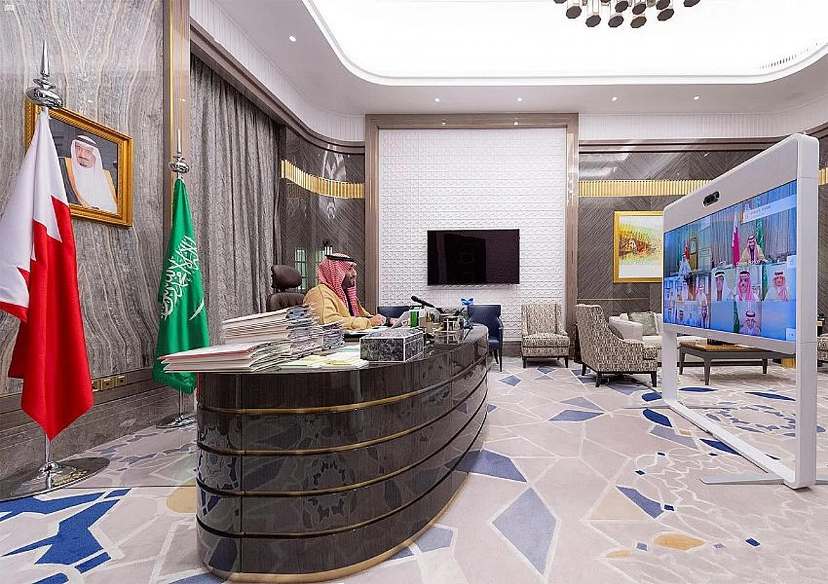 Crown Prince holds the 1st Session of Saudi-Bahraini Coordination Council with Crown Prince of Bahrain