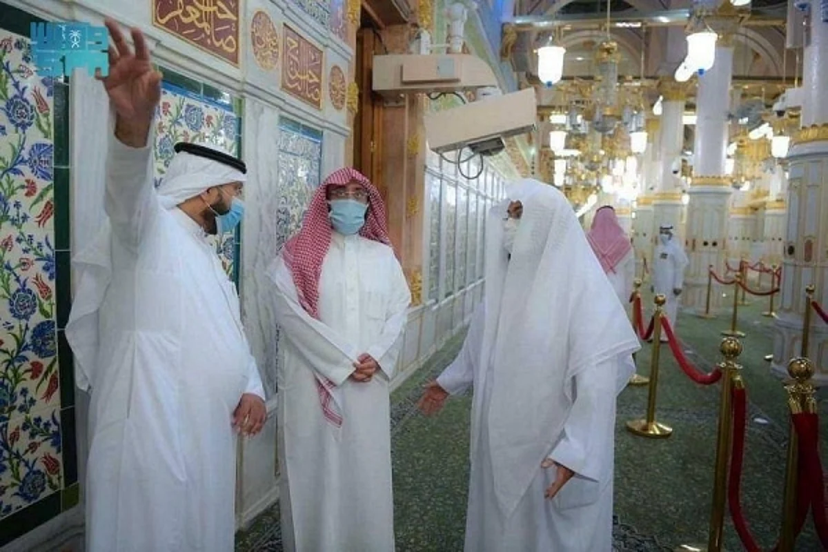 Al-Sudais inspects coronavirus precautionary measures in Prophet’s Mosque