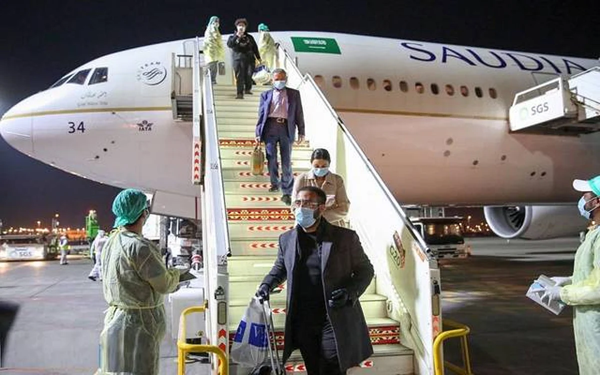 Flight resumption does not include 20 countries facing travel ban, Saudia