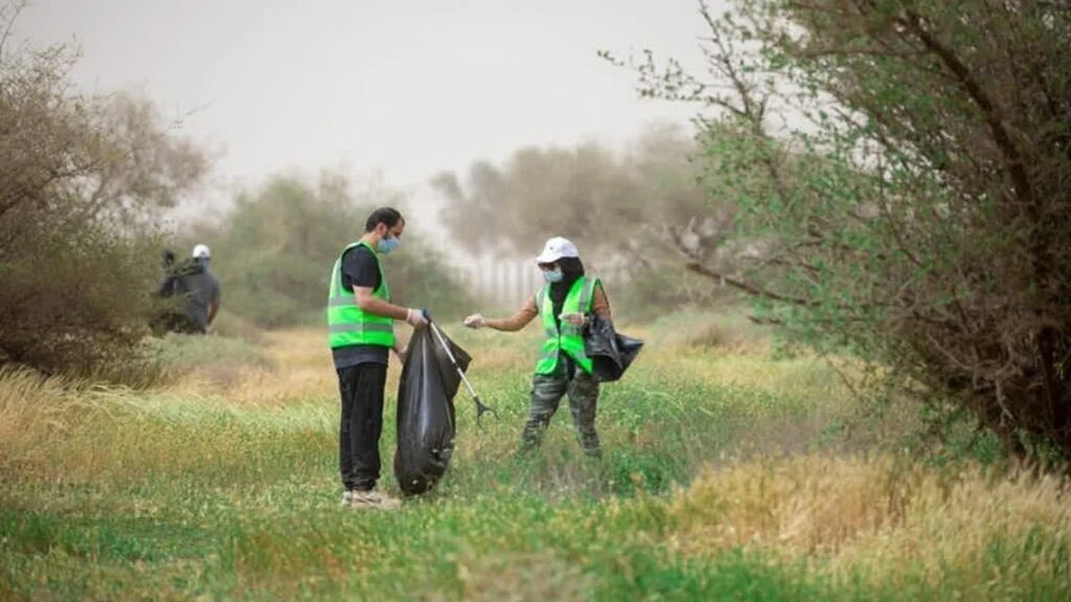 The King Abdulaziz Royal Reserve in Riyadh launched an initiative to preserve the cleanliness of the reserve. This is also in cooperation with the Special Forces for Environmental Security (SFES).