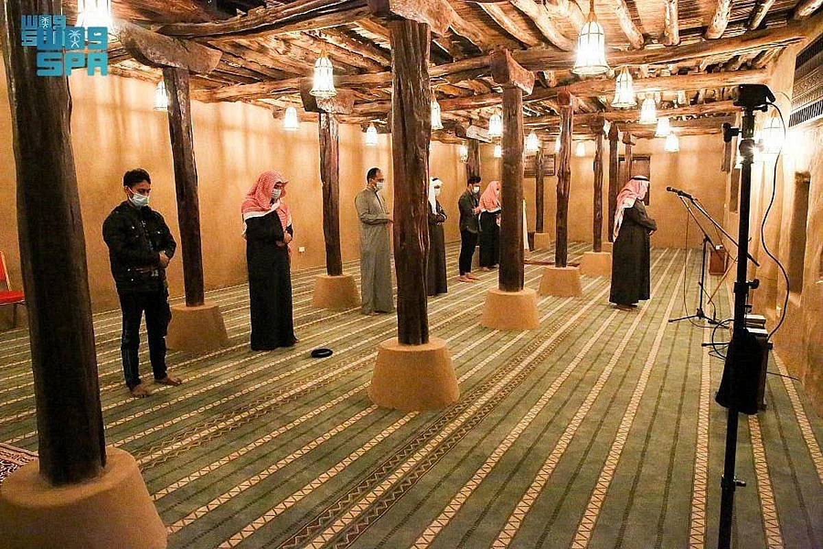Saudi Channel Broadcasts First of a Kind Documentary on Historical Mosques in Kingdom of Saudi Arabia