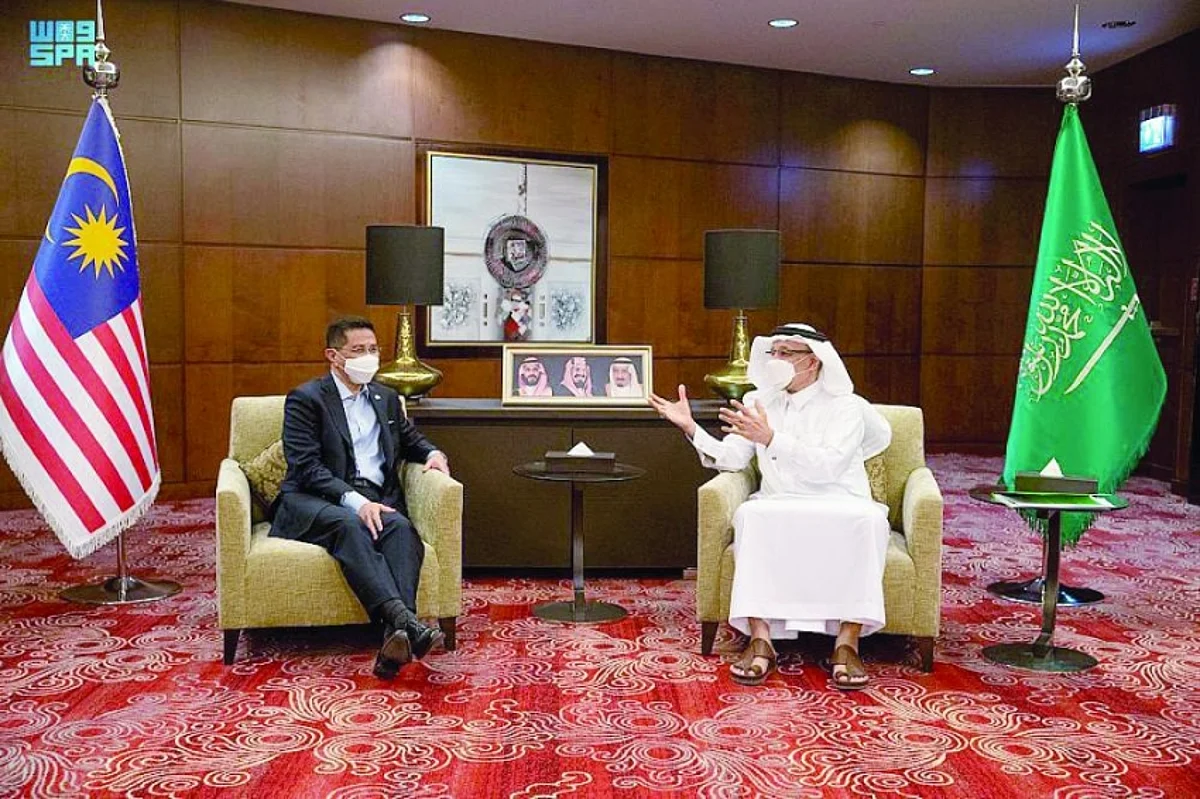 Al-Falih, Azmin Ali discuss enhancing cooperation and investment opportunities