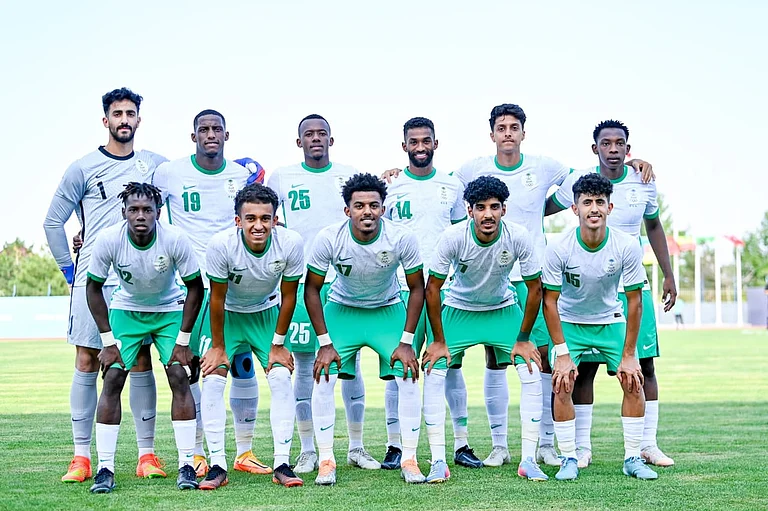 الأخضر الأولمبي يقيم معسكراً الامارات ajel/2022-10/8e0