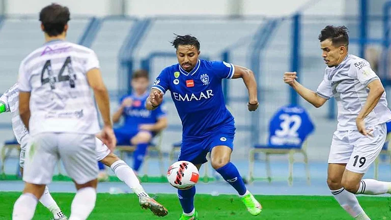 أبرزها الهلال والطائي.. مباريات انطلاق ajel/2022-10/f4b