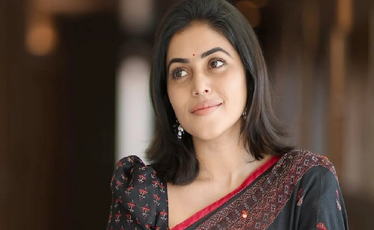 ബ്ലാക്ക് മെയിൽ കേസിൽ നടി ഷംനാ കാസിമിന് പിന്തുണയുമായി വുമൺ ഇൻ സിനിമാ കളക്ടീവ്