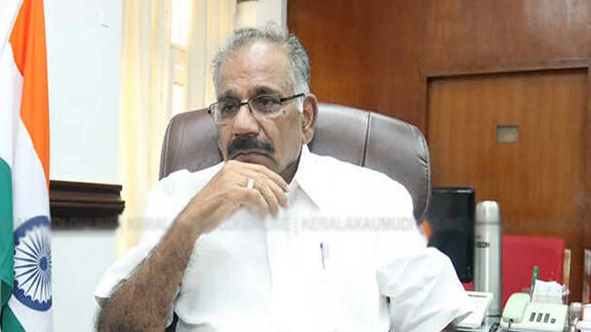 ഗതാഗത മന്ത്രി എ.കെ ശശീന്ദ്രന് നേരെ യൂത്ത് കോൺഗ്രസ് കരിങ്കൊടി