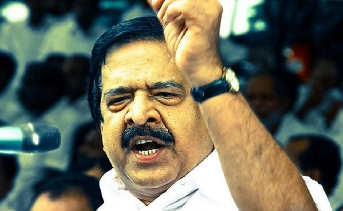 മുഖ്യമന്ത്രിഓലപ്പാമ്പിനെ കാട്ടി പേടിപ്പിക്കേണ്ട,ഏത് അന്വേഷണത്തേയുംസ്വാഗതം ചെയ്യുന്നു; ചെന്നിത്തല