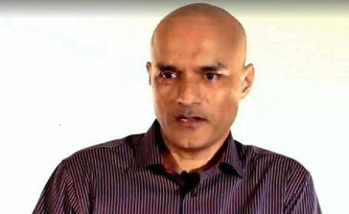 കുൽഭൂഷൻ ജാദവിന്റെ വധശിക്ഷ പുനപരിശോധിക്കാനുള്ള ബില്ലിന് പാക് പാർലമെന്റിന്റെ അംഗീകാരം