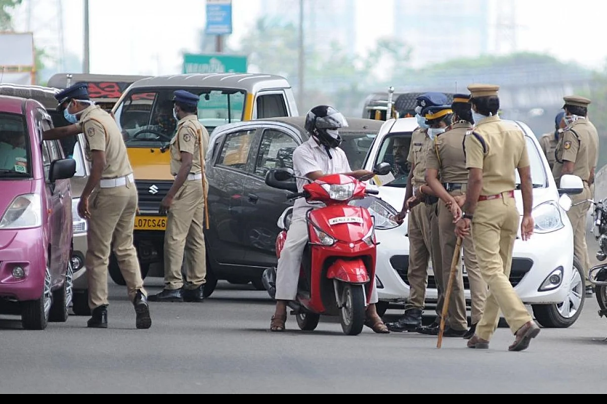 കണ്ണൂര്- കാസര്കോട് അതിര്ത്തി പാലങ്ങള് അടച്ചു