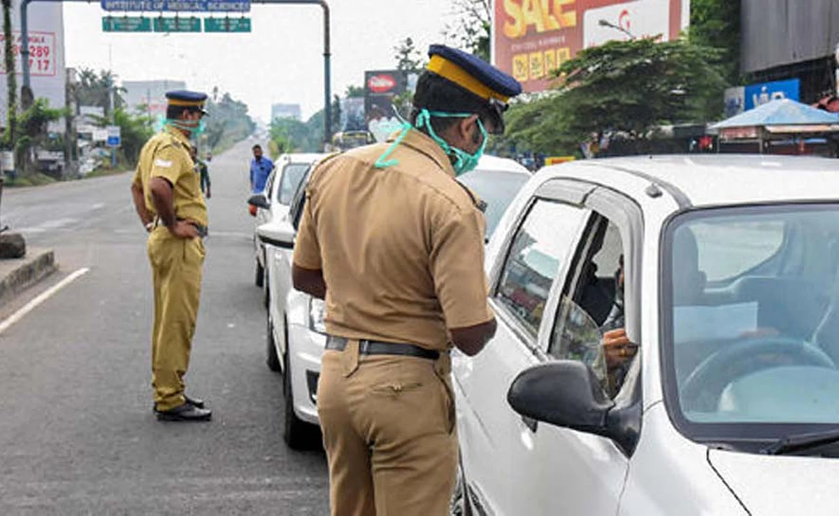 കോവിഡ് വിലക്ക് ലംഘനം: 397 പേർക്കെതിരെ നിയമനടപടി; സുരക്ഷാപരിശോധന ശക്തമാക്കി