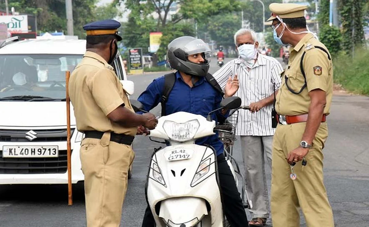 അടച്ചുപൂട്ടല് ലംഘനം: സംസ്ഥാനത്ത് ഇന്ന് 1901 കേസുകള്; 1294 അറസ്റ്റ്;287 വാഹനങ്ങള് പിടിച്ചെടുത്തു
