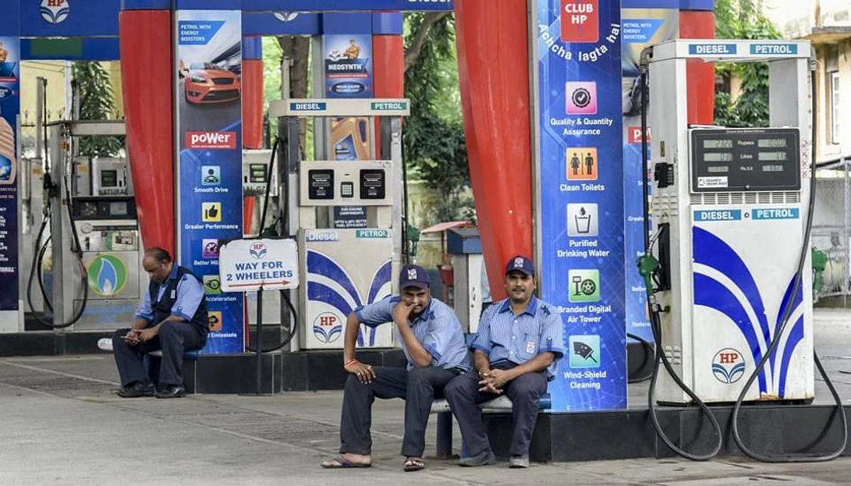 ഡീസൽ- പെട്രോൾ വില വർദ്ധനക്കെതിരെ പമ്പുകളടച്ച് പ്രതിഷേധം