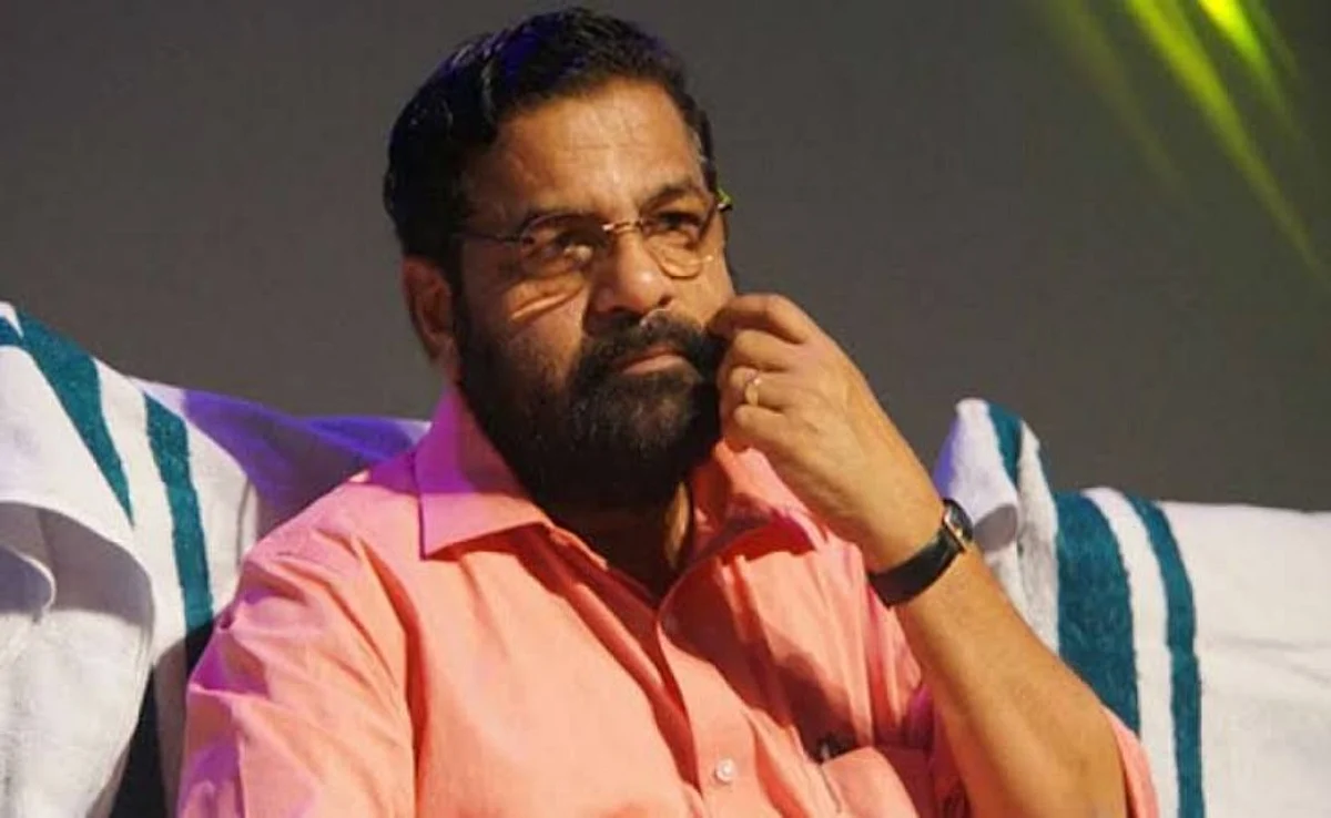 ഒരു അഗ്നിപർവതത്തിന് മുകളിലാണ് നമ്മളെന്ന് ഓർക്കണം; തലസ്ഥാനത്ത് സ്ഥിതി സങ്കീർണമെന്ന് മന്ത്രി