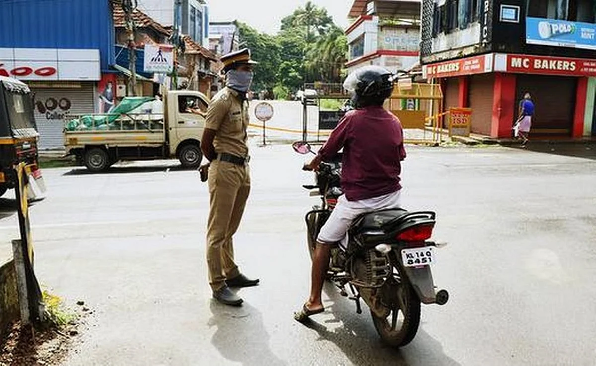 കോഴിക്കോട് ജില്ലയില് ആറ് കണ്ടെയ്ൻമെൻറ് സോണുകൾ കൂടി