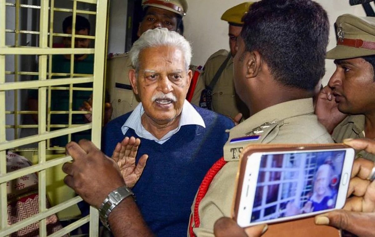 വരവരറാവുവിന്റെ ആരോഗ്യപ്രശ്നങ്ങൾ അറിയിക്കുന്നില്ല; ആരോപണവുമായി കുടുംബം