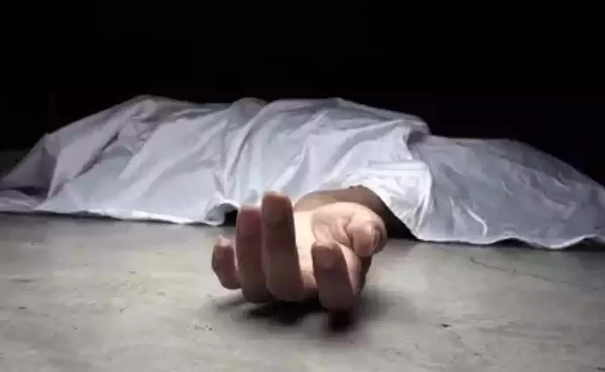 സാരിയിൽ പൊതിഞ്ഞ നിലയിൽ ജീർണിച്ച മൃതദേഹം കണ്ടെത്തി